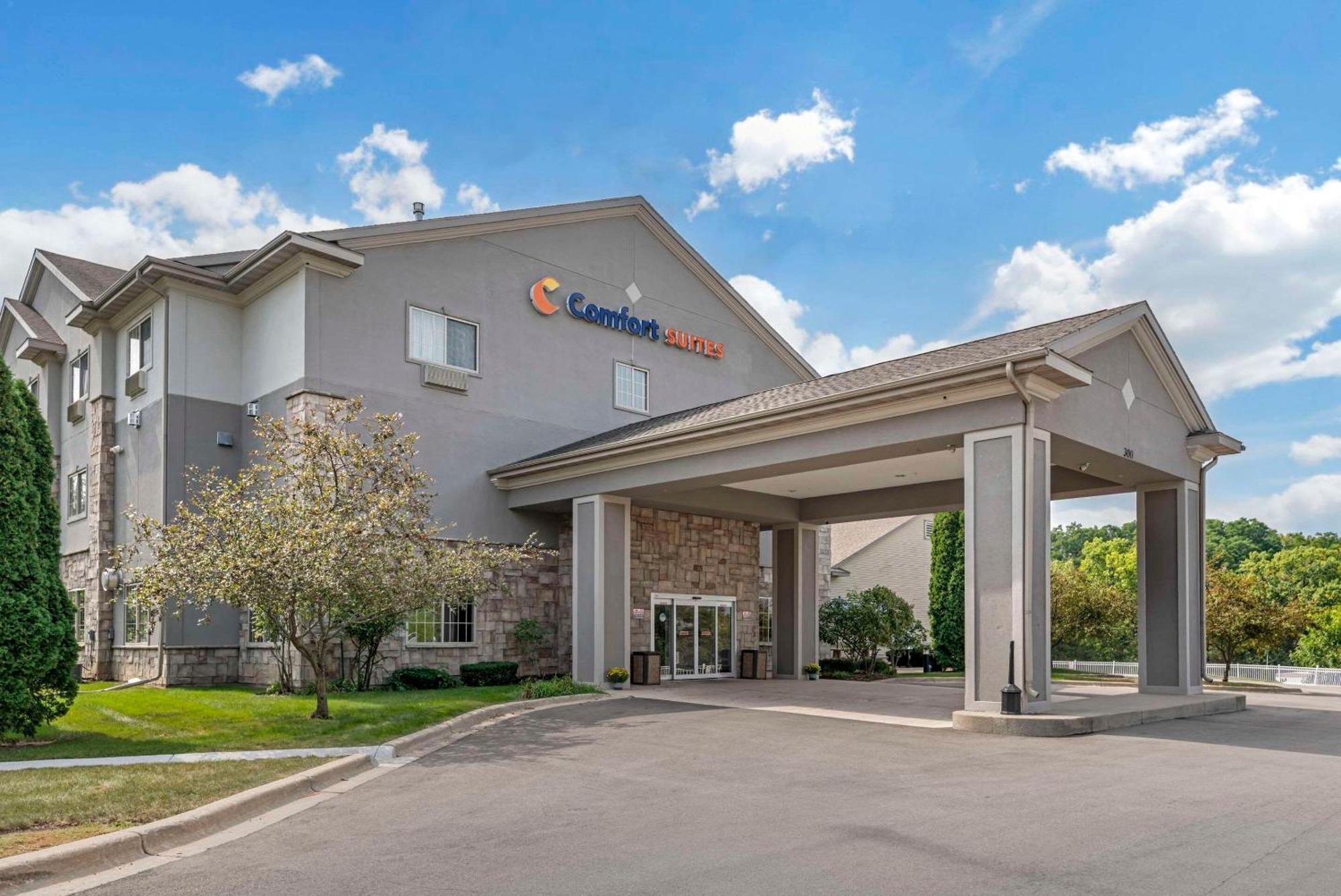 Comfort Suites Lake Geneva East Zewnętrze zdjęcie